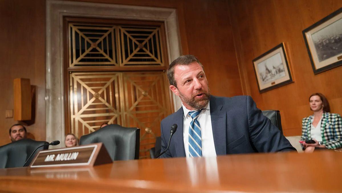 'Don't be a hypocrite:' Congressional hearing with DHS Secretary Mullin heats up