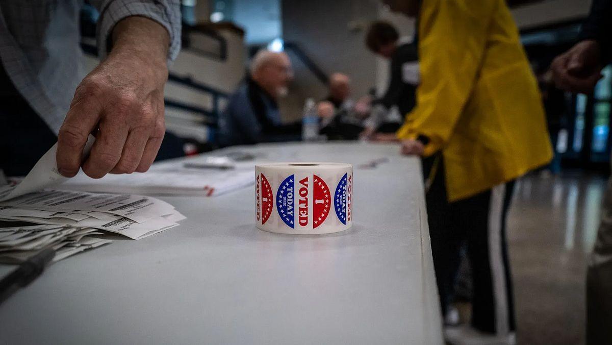 Kentucky to select candidates in high profile races
