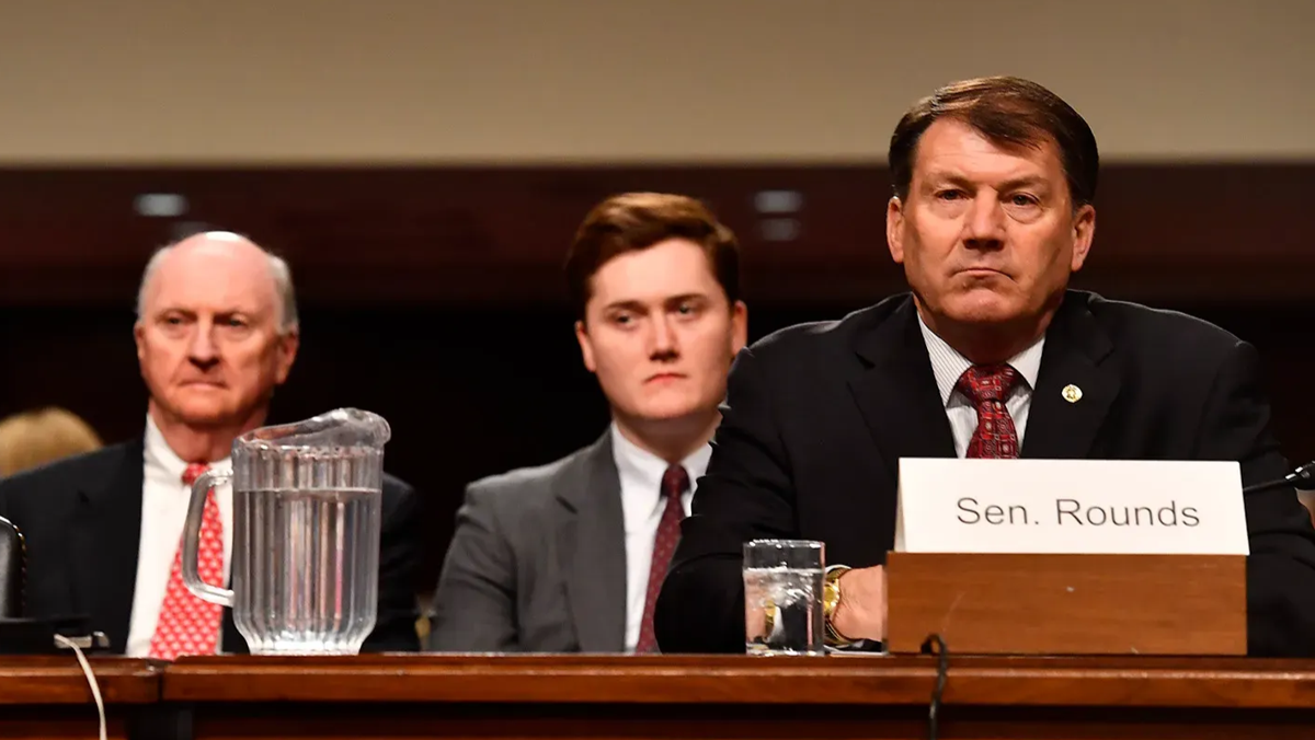 Congressional Perks: Taxpayers fund hundreds of thousands in private jets for U.S. senators