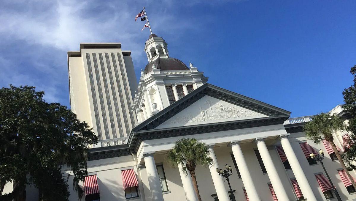 Op-Ed: On insurance plans, why is Jolly embracing the DSA?