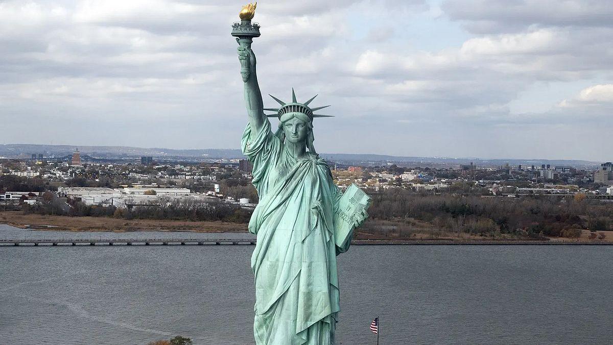 New York tops nation in taxes and spending, watchdog says