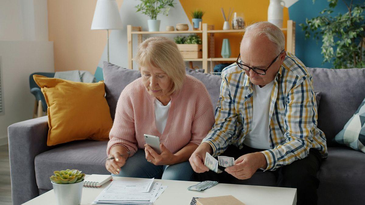 Proposal: Nonmedical care, assistance for seniors through higher ed